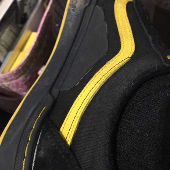 Meet your Posher, Devyn - Picture 1 of 1